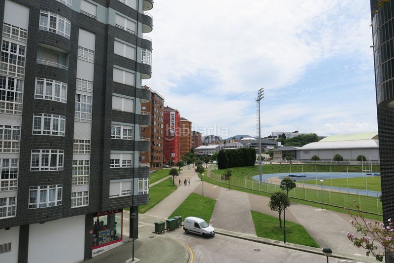 Foto 41f7aefd-6e6c-4385-a52b-372e93a9afb9. Flat with heating parking in Centro Avilés