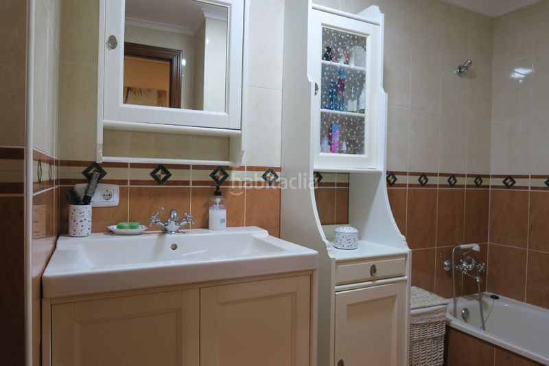 Foto 53fc5706-9d58-408a-95de-037542460614. Flat with heating parking in Centro Avilés