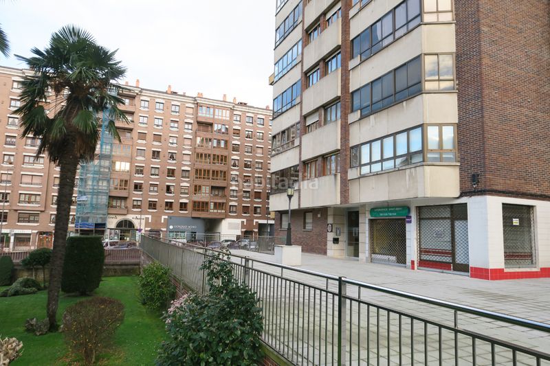 Foto 765a2af1-a057-4190-9586-35b0e34c1ecd. Piso en El Carbayedo - El Quirinal Avilés