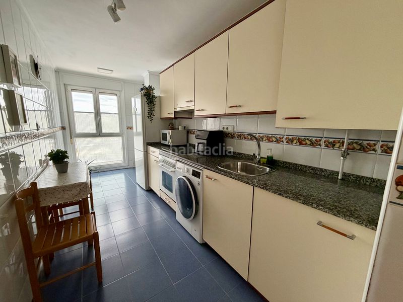 Foto 053aab3f-af83-4872-b671-fbeeb36df215. Flat with heating parking in El Carbayedo - El Quirinal Avilés