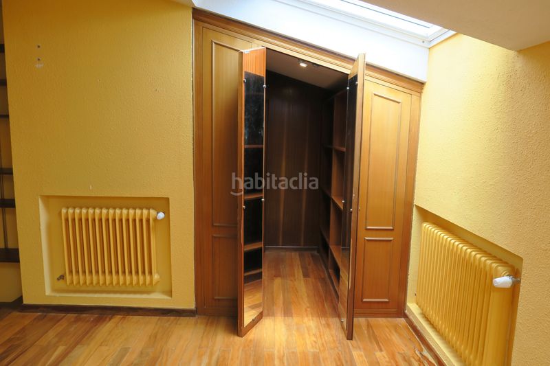 Foto 1cbbdc27-549d-4a19-9e3e-6ba3ddb02a24. Flat with heating parking in El Carbayedo - El Quirinal Avilés