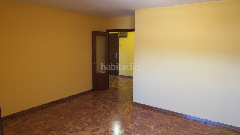 Foto 3d159075-0634-455d-80dc-00e71939012d. Flat with heating parking in El Carbayedo - El Quirinal Avilés