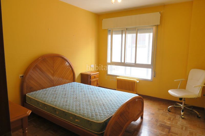 Foto d0e25003-abec-4f23-8dee-66bf09ea7063. Flat with heating parking in El Carbayedo - El Quirinal Avilés