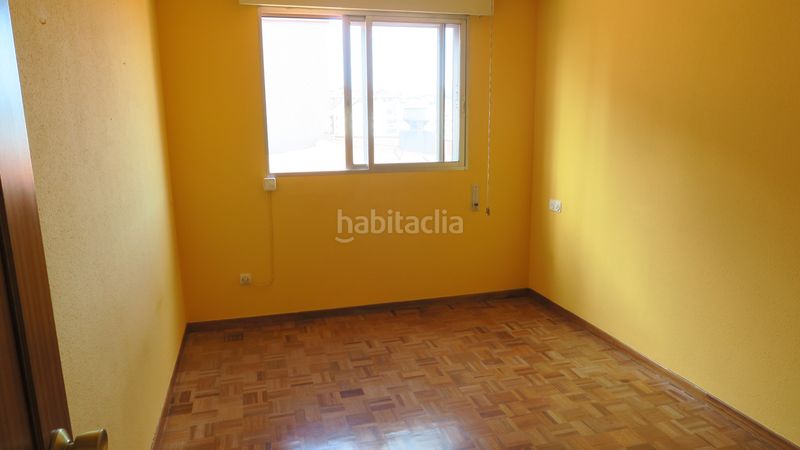Foto d75dd11c-97f0-48f8-9533-cda9248bdcd3. Flat with heating parking in El Carbayedo - El Quirinal Avilés