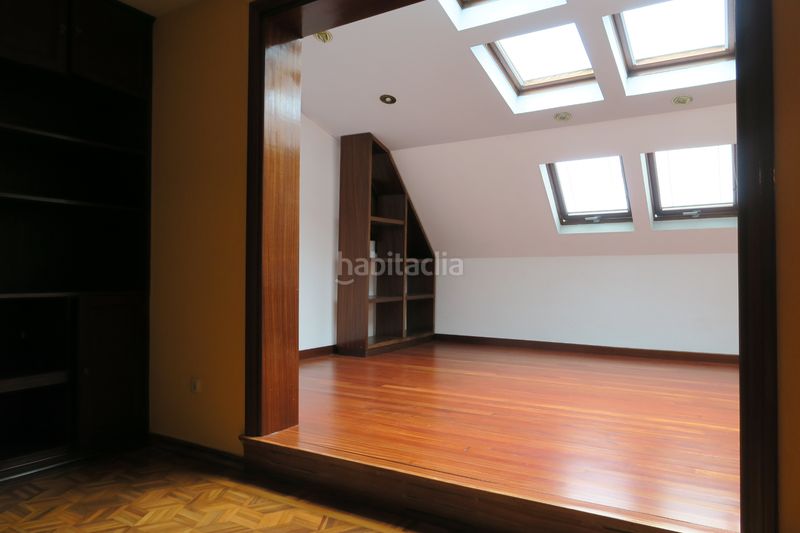 Foto f63d354f-0816-4d63-a249-c2ed392db855. Flat with heating parking in El Carbayedo - El Quirinal Avilés