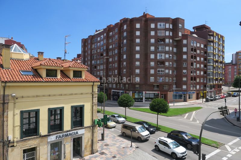 Foto a326784e-620c-481f-ae4e-b75aaa99d0ac. Flat with heating in Centro Avilés
