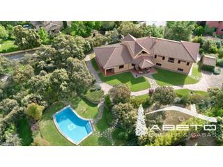 Chalet en Ciudalcampo. Ciudalcampo