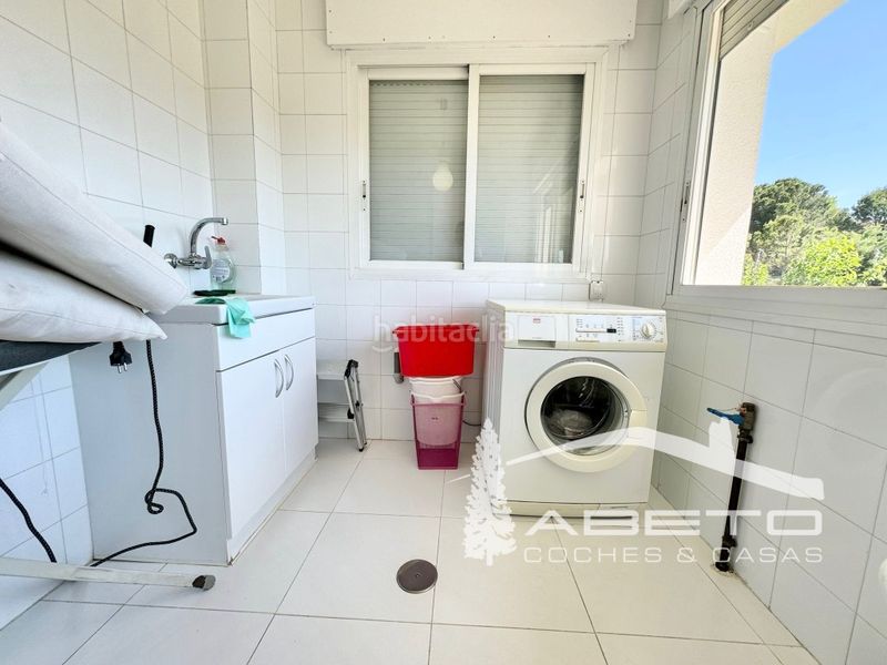 Foto cdcf9532-d259-4b27-8d1a-6d49abbb67f3. Xalet amb aparcament a Santo Domingo