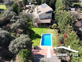 Chalet en Ciudalcampo. Ciudalcampo
