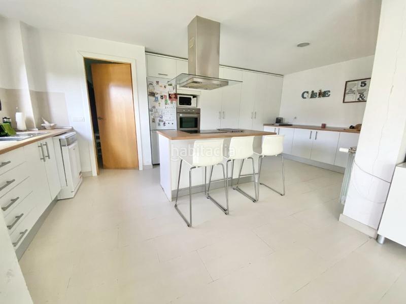 Foto dba7dcde-61a6-4801-af35-7a7294687883. Xalet amb aparcament a Santo Domingo