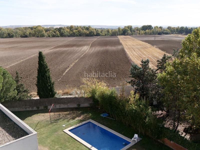 Foto dc8af60b-08f7-497b-9deb-6a08ddb3d690. Xalet amb aparcament a Santo Domingo