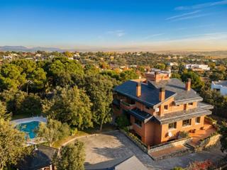 Chalet en Ciudalcampo. Ciudalcampo