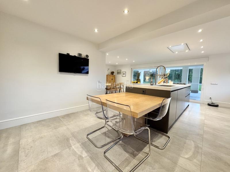 Foto 87139d38-29e1-455f-9fb7-3700f46c4976. Chalet avec parking dans Santo Domingo