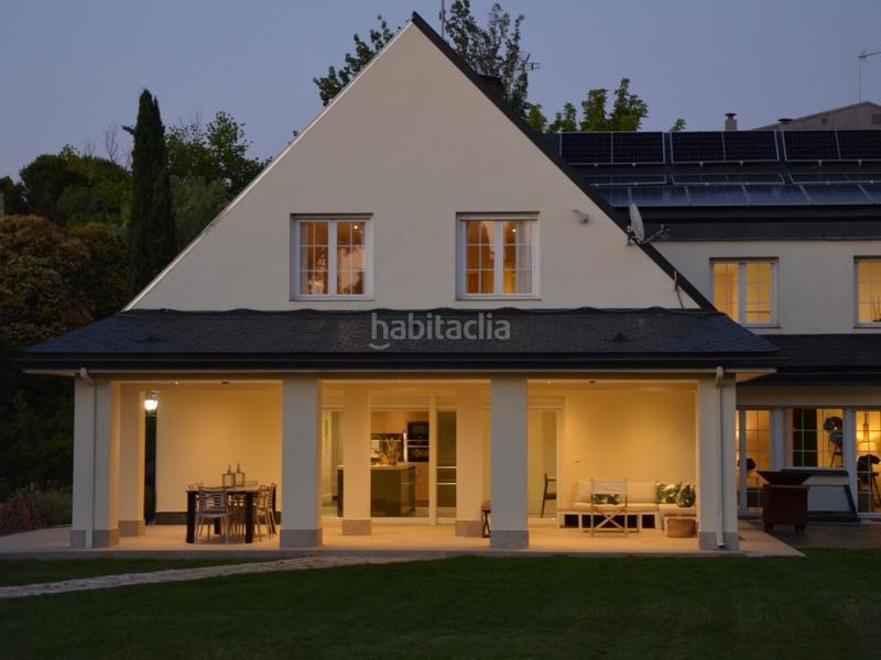 Foto d7818bfc-92bc-4895-a472-7e442e07a0a4. Chalet avec parking dans Santo Domingo