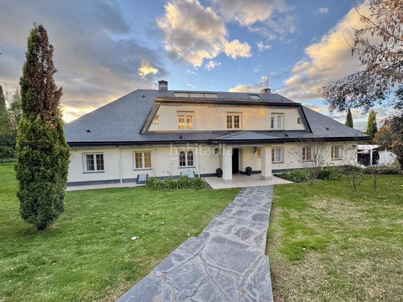 Foto fc487a4f-45f2-457c-9c10-6b40b9572a5a. Chalet avec parking dans Santo Domingo