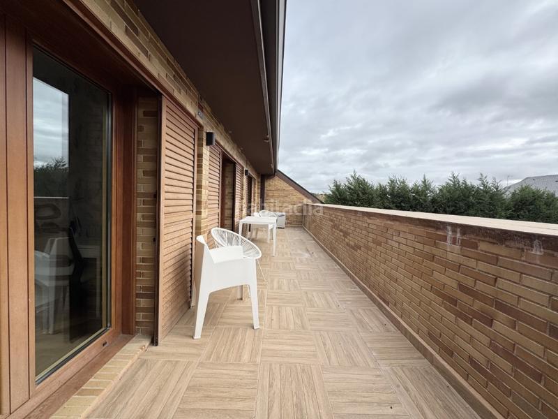 Foto 0f7c892d-f8b0-4216-bdc7-f70296967a93. Chalet con parcheggio in Ciudalcampo