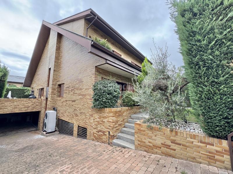 Foto 3d7a0579-a2bb-4f28-b9a4-55c35c9c33fa. Chalet con parcheggio in Ciudalcampo