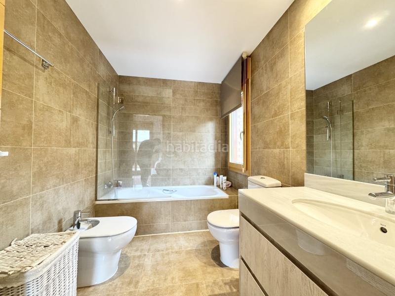 Foto 6f9538e4-166b-4c15-af45-4e7eb9abf1e9. Chalet con parcheggio in Ciudalcampo