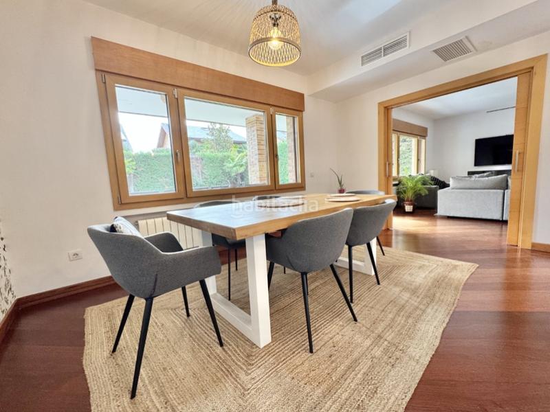 Foto 81727c96-0ed4-4b7c-8e3e-4d906efa00ed. Chalet con parcheggio in Ciudalcampo