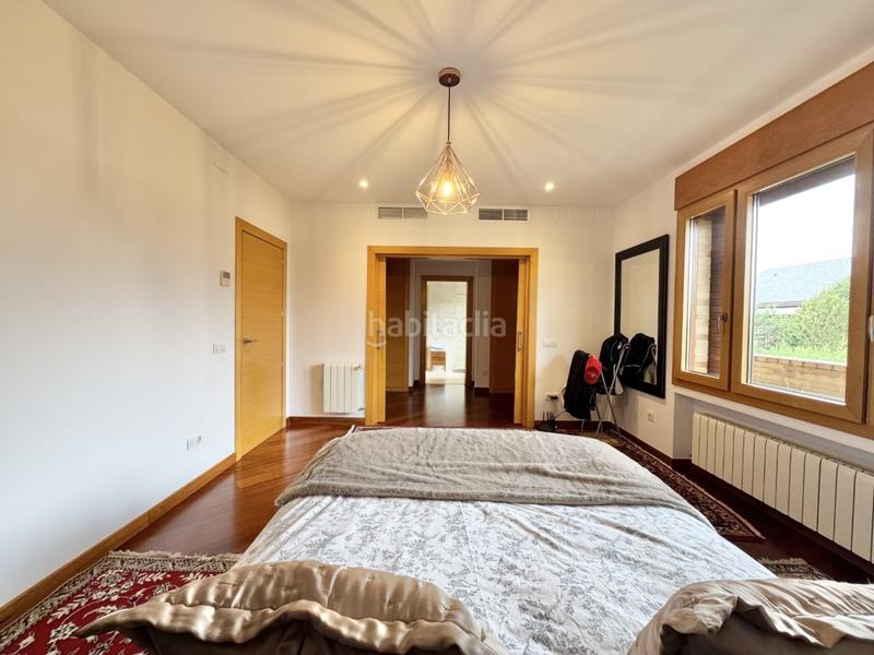 Foto b687d1fe-9de4-402f-8f66-5680484ac334. Chalet con parcheggio in Ciudalcampo