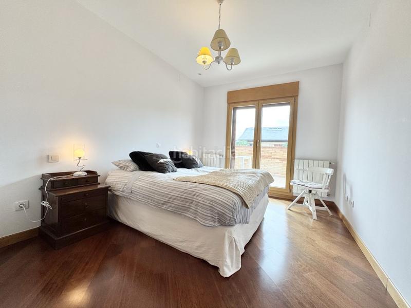 Foto c6712b69-ffff-41ea-8707-62b4bba6e882. Chalet con parcheggio in Ciudalcampo