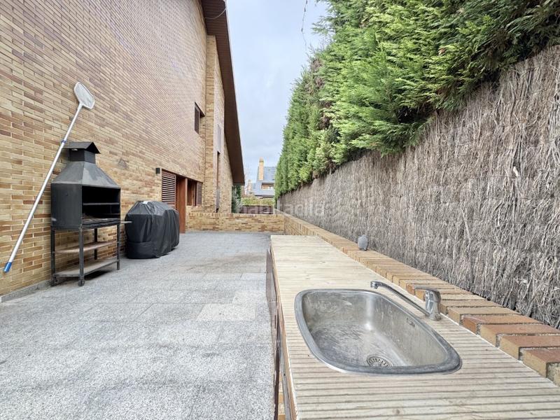 Foto e6ad194f-e883-44ef-843a-adb9be305a51. Chalet con parcheggio in Ciudalcampo