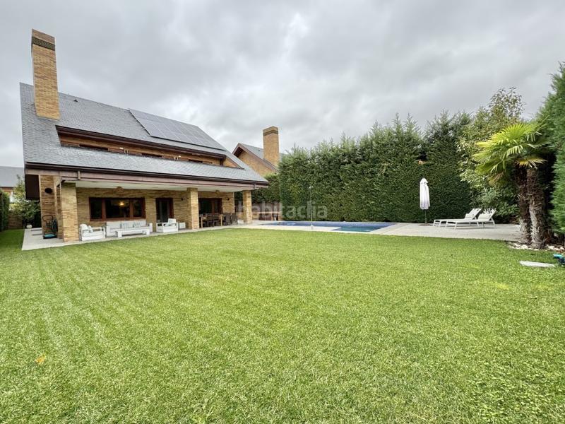 Foto f8875b23-e261-4b79-9d92-6730b4ae5a7f. Chalet con parcheggio in Ciudalcampo