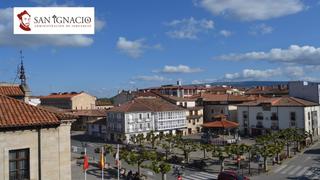 Pis a Plaza mayor 14. Piso céntrico en villarcayo listo  para entrar a vivir.