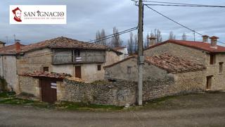 Casa a Villarcayo de Merindad de Castilla la Vieja. Casa de pueblo en bisjueces.