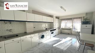 Pis a Villarcayo de Merindad de Castilla la Vieja. Amplio piso a la venta con terraza en villarcayo.