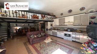 Local Comercial a Villarcayo de Merindad de Castilla la Vieja. Lonja-txoko  a la venta en villarcayo.