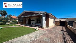 Chalet à Villarcayo de Merindad de Castilla la Vieja. Bonito chalet con piscina a la venta en villarcayo.