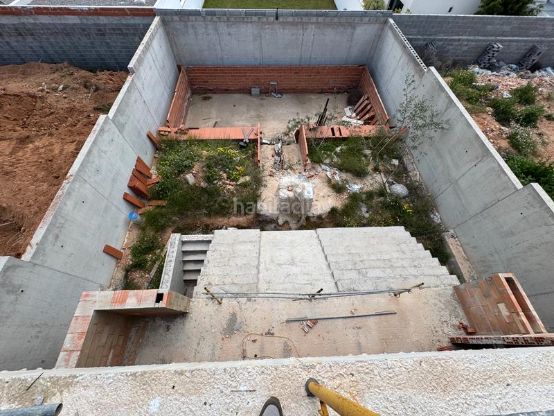 Foto 8b347af4-0ab3-45e1-9a08-bcc1bf8fc311. Chalet in calle serpis 11 in San Antonio de Benagéber