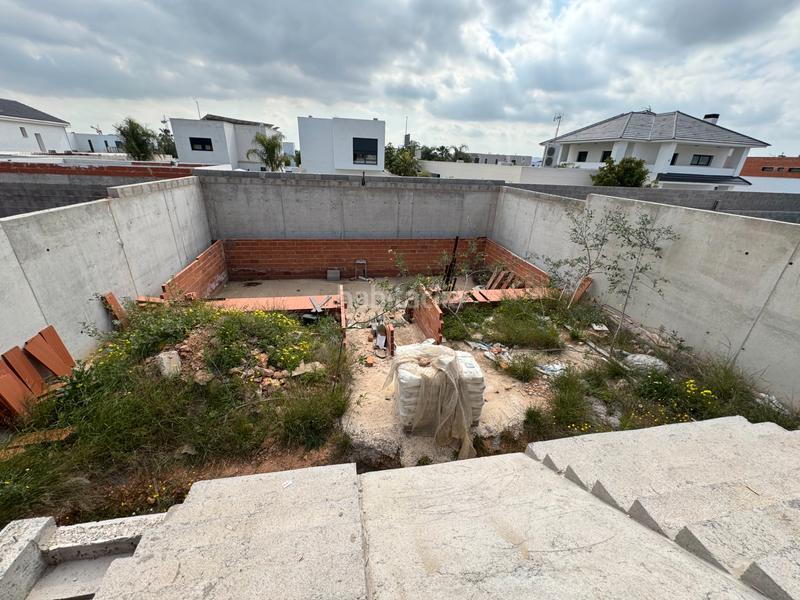 Foto 9376fc3f-865a-409f-95de-627093346340. Chalet in calle serpis 11 in San Antonio de Benagéber