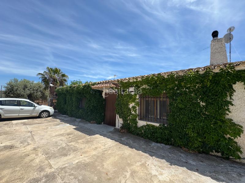 Foto 2b613770-d020-46b6-a390-af75e88708db. Masía una finca rústica con encanto mediterráneo, ideal para vivir con calma, rodeado de naturaleza, e historia. en Llíria
