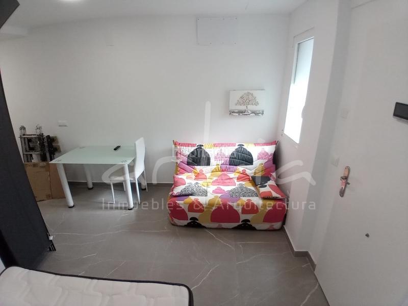 Foto 75db3976-ba81-4d16-8f55-896d38316a49. Planta baja arkia inmuebles arquitectura te ofrece loft bajo vivienda en venta . rascanya Torrefiel. en Valencia