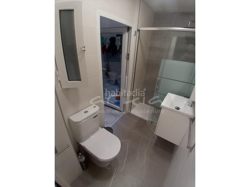 Foto ec54f0a8-4b9d-4294-9ade-f15a49422fde. Planta baja arkia inmuebles arquitectura te ofrece loft bajo vivienda en venta . rascanya Torrefiel. en Valencia