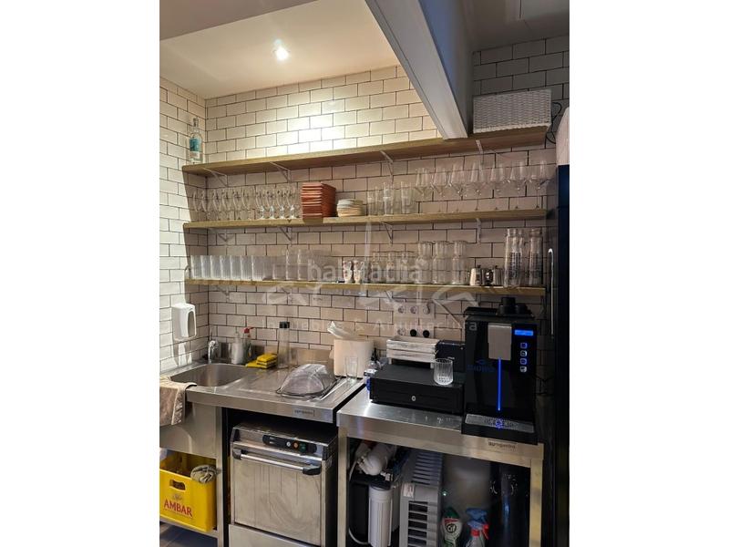 Foto 7ba962ed-df3b-4c3a-8454-964286d28808. Pas-de-porte local commercial dans Sant Francesc Valencia