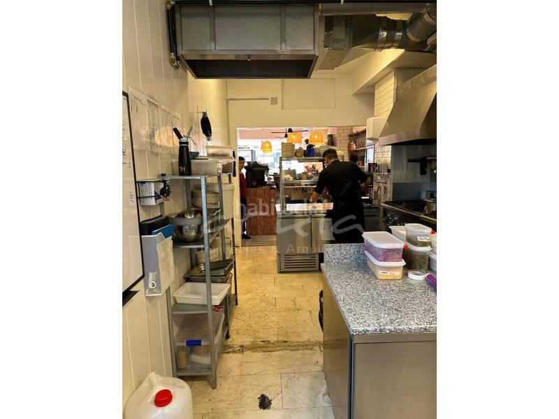 Foto 35c4a0b2-1166-44be-8389-35540ad1adff. Traspàs local comercial a Sant Francesc Valencia