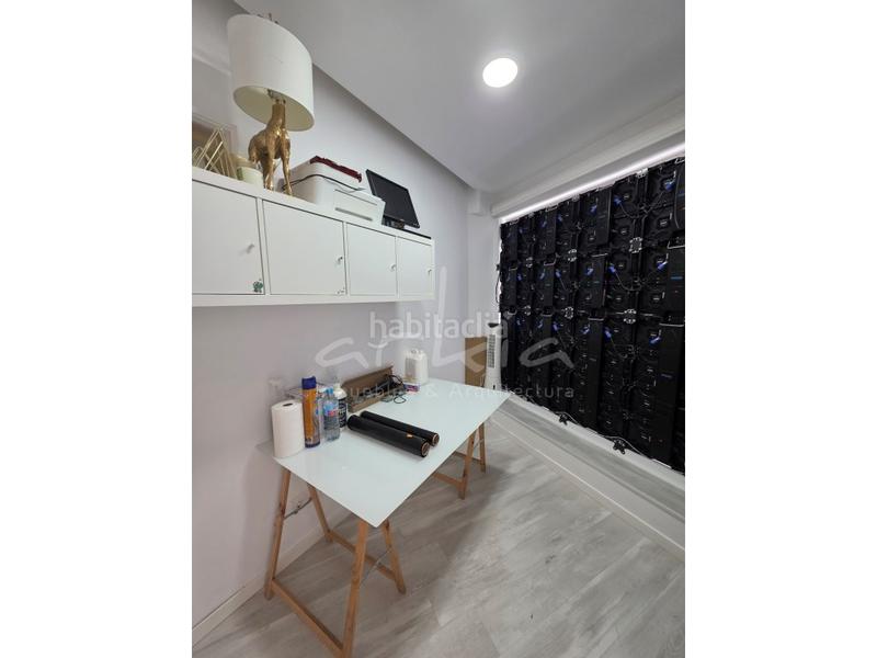 Foto 66cec198-ebaa-4aa2-9f92-5c3c89f5063a. Umzug geschäftsraum in Russafa Valencia