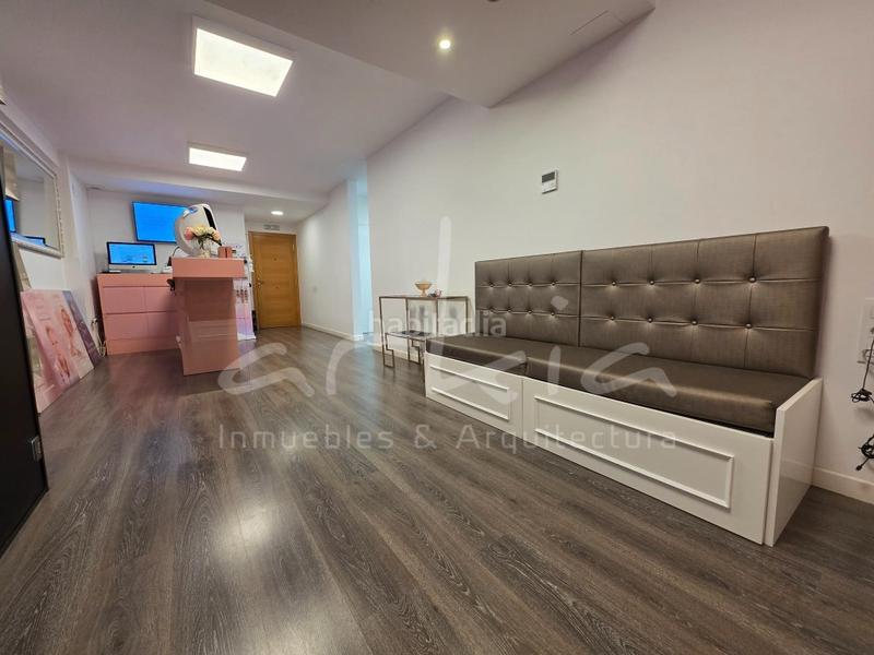 Foto 1ff1a0f2-02e8-4ca6-99b4-742c582cb6ef. Pas-de-porte local commercial dans El Pla del Remei Valencia