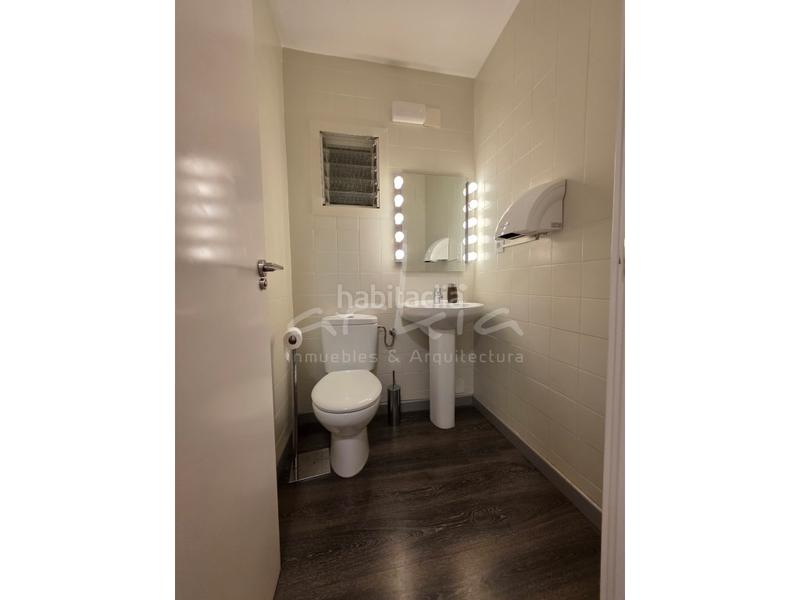 Foto 6e3e9da6-2476-4c3d-bd8b-695bcf7bbd2e. Traspàs local comercial a El Pla del Remei Valencia