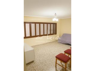 Etagenwohnung in Natzaret. Arkia inmuebles  arquitectura. te ofrece piso en venta en valenc