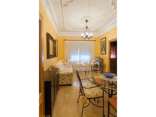 Location Appartement à Exposició. Arkia inmuebles  arquitectura. te ofrece piso en alquiler en pla