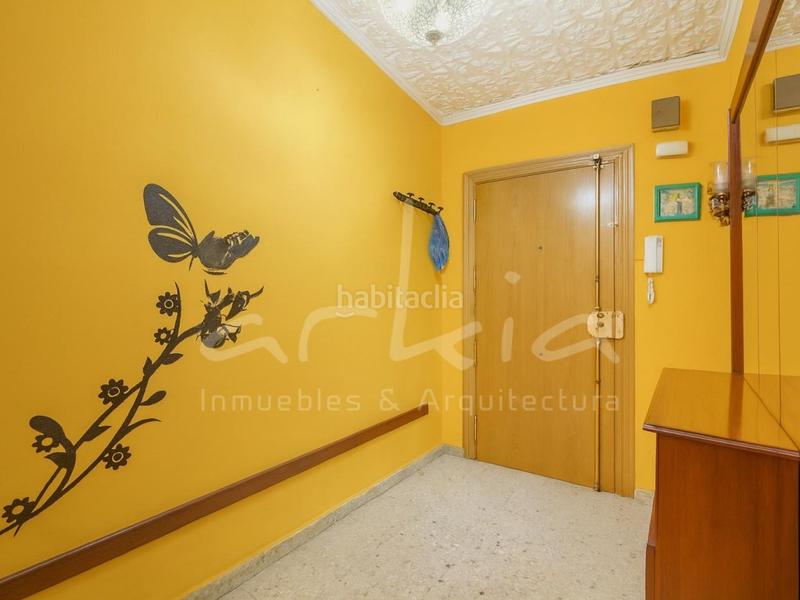 Foto 0f4f6e52-4c9c-4d68-9a77-ad668eea4337. Etagenwohnung in Avenida de la Paz Xirivella