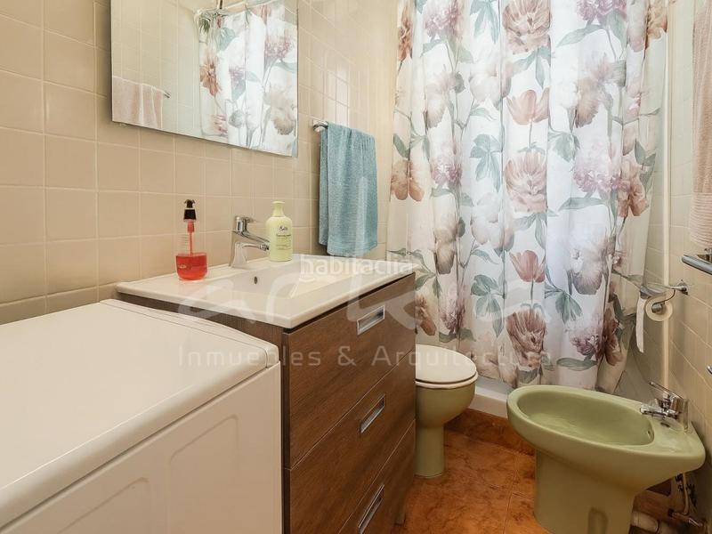 Foto 2a766539-03aa-4166-8fff-9a8f80fa36c7. Etagenwohnung in Avenida de la Paz Xirivella