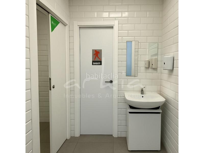 Foto 897dad51-d88d-4863-8962-41cc1b2d1164. Traspaso local comercial arkia inmuebles arquitectura te ofrece barpizzeria en traspaso en benimaclet . en Valencia