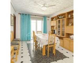 Pis  Calle fuente encarroz. Arkia inmuebles  arquitectura. te ofrece piso en venta en valenc