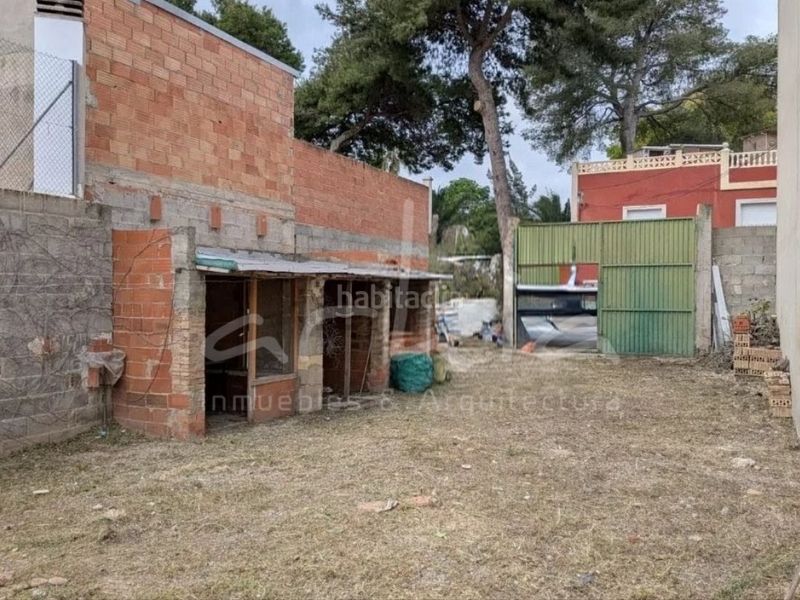Foto d88f8f6a-66a0-42a6-a6c1-852e73fb176d. Terreny residencial a Moncada