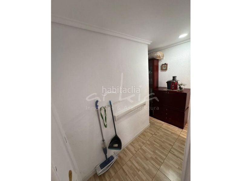 Foto f45330d9-b0f0-4658-9bfc-d0b9cb701b74. Pis a La Torre Valencia